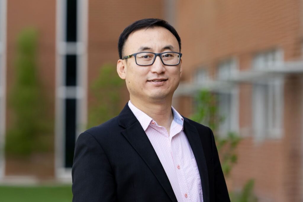 Yang Zhao Profile Picture